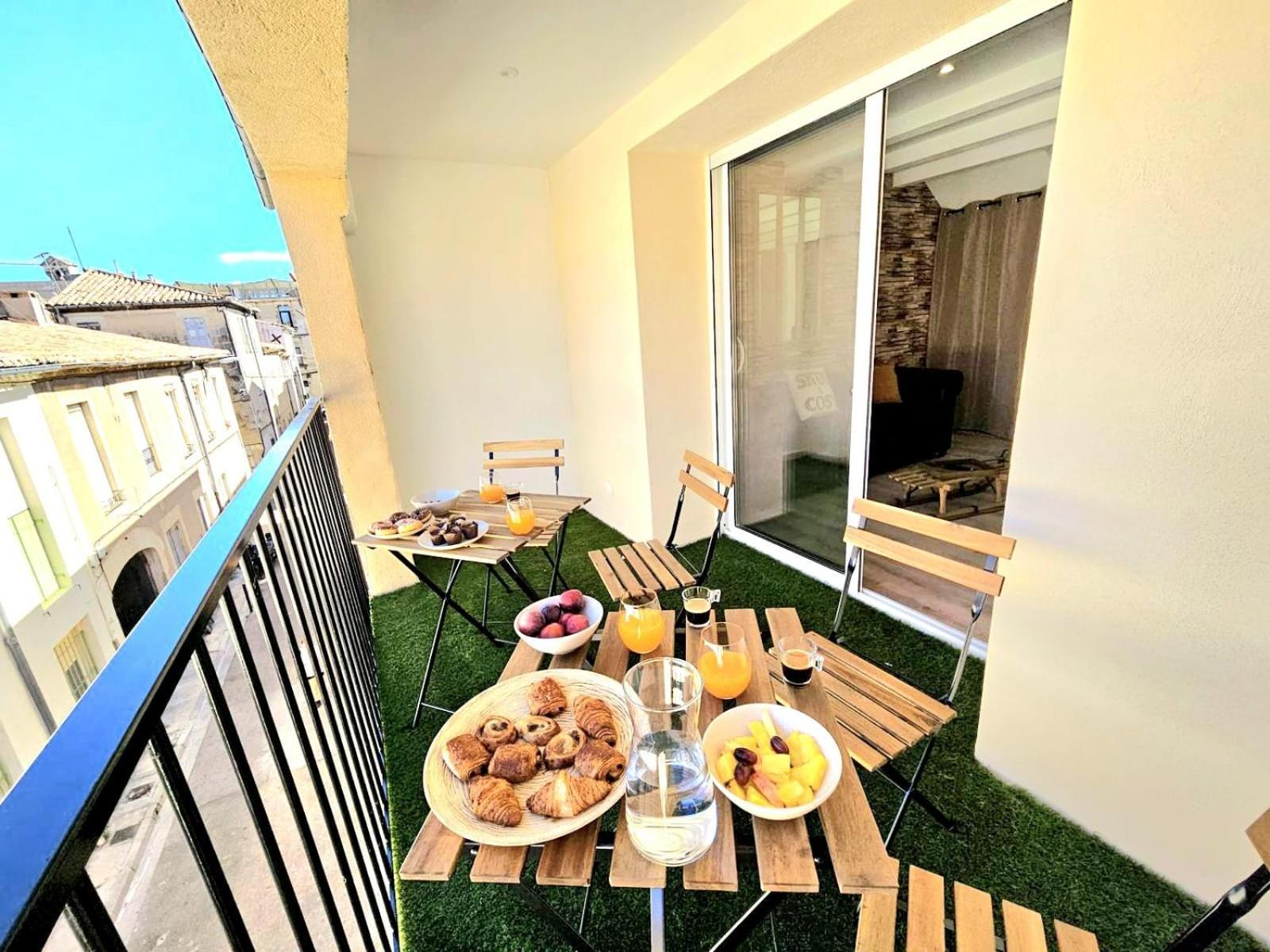 L'Escapade Forestiere - Coeur De Ville Avec Terrasse Nimes Exterior photo